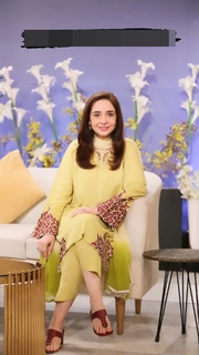 Juggun Kazim feet photo thumbnail