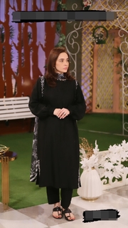 Juggun Kazim feet photo thumbnail