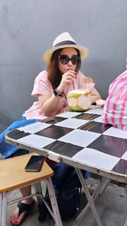 Juggun Kazim feet photo thumbnail