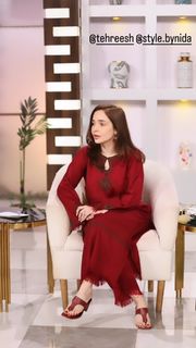 Juggun Kazim feet photo thumbnail