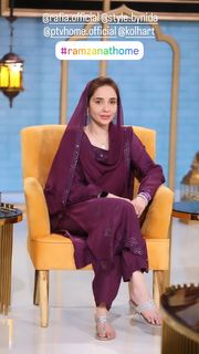 Juggun Kazim feet photo thumbnail