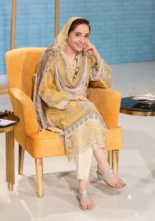 Juggun Kazim feet photo thumbnail