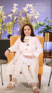 Juggun Kazim feet photo thumbnail