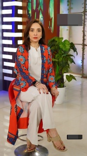 Juggun Kazim feet photo thumbnail