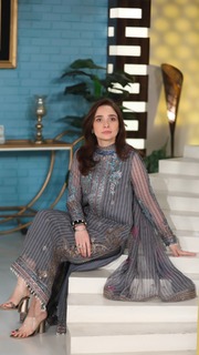 Juggun Kazim feet photo thumbnail