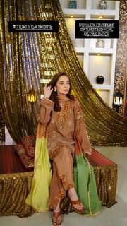 Juggun Kazim feet photo thumbnail