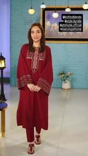 Juggun Kazim feet photo thumbnail