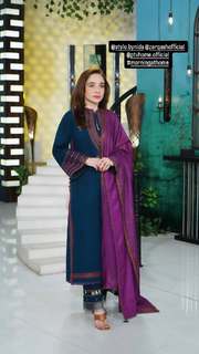 Juggun Kazim feet photo thumbnail