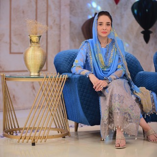 Juggun Kazim feet photo thumbnail