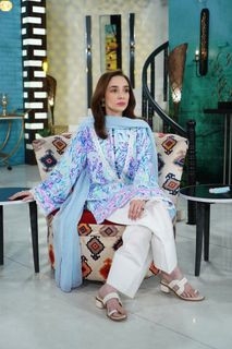 Juggun Kazim feet photo thumbnail