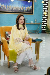 Juggun Kazim feet photo thumbnail