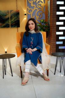 Juggun Kazim feet photo thumbnail