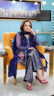 Juggun Kazim feet photo thumbnail