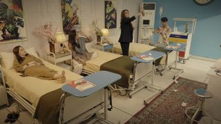 Juggun Kazim feet photo thumbnail