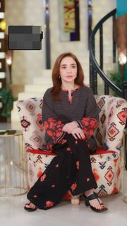 Juggun Kazim feet photo thumbnail