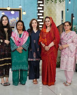 Juggun Kazim feet photo thumbnail