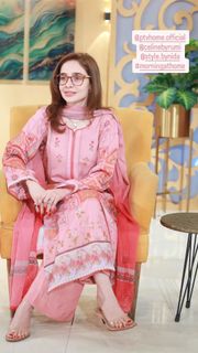 Juggun Kazim feet photo thumbnail