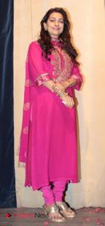 Juhi Chawla feet photo thumbnail