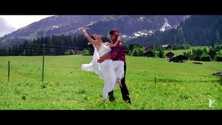 Juhi Chawla feet photo thumbnail