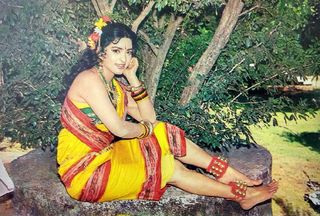 Juhi Chawla feet photo thumbnail