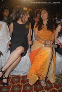 Juhi Chawla feet photo thumbnail