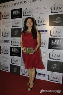 Juhi Chawla feet photo thumbnail