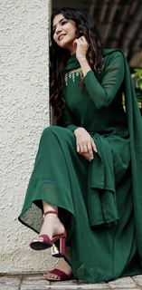 Juhi Rustagi feet photo 4