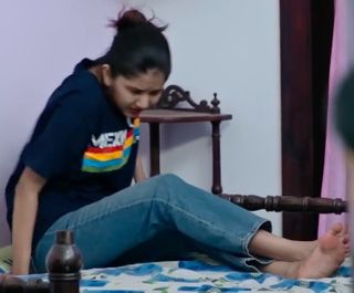 Juhi Rustagi feet photo 11