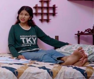 Juhi Rustagi feet photo 9