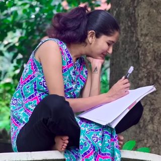Juhi Rustagi feet photo 18