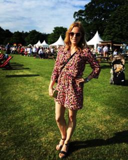 Jule Gölsdorf feet photo thumbnail