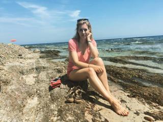 Jule Gölsdorf feet photo thumbnail