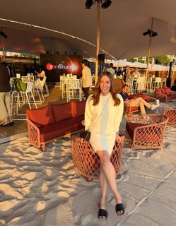 Jule Gölsdorf feet photo thumbnail