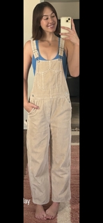 Jules Ari feet photo thumbnail