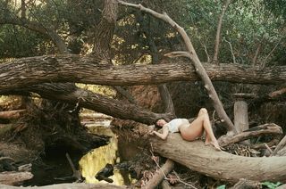 Jules Ari feet photo thumbnail