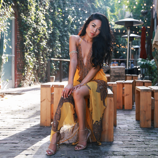 Jules Aurora feet photo thumbnail