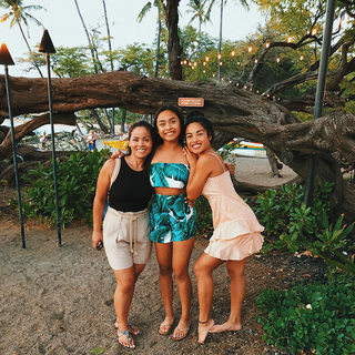 Jules Aurora feet photo thumbnail