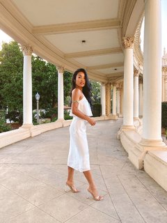 Jules Aurora feet photo thumbnail