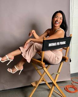 Jules Aurora feet photo thumbnail