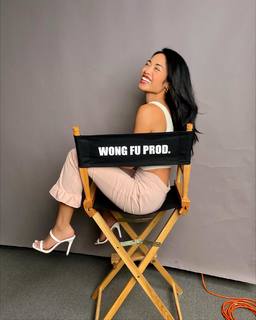 Jules Aurora feet photo thumbnail