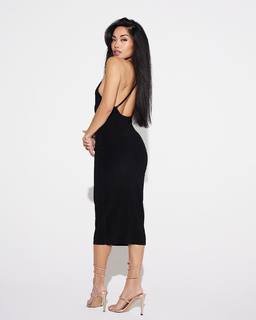 Jules Aurora feet photo thumbnail