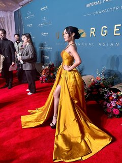 Jules Aurora feet photo thumbnail