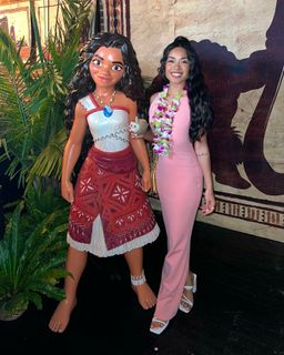 Jules Aurora feet photo thumbnail