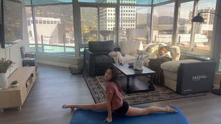 Jules LeBlanc feet photo thumbnail