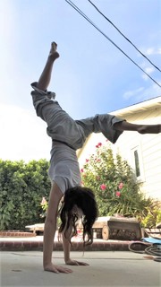 Jules LeBlanc feet photo thumbnail