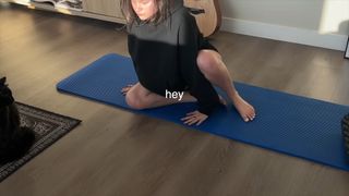 Jules LeBlanc feet photo thumbnail