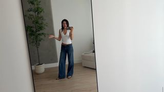 Jules LeBlanc feet photo thumbnail