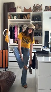 Jules LeBlanc feet photo 14