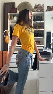 Jules LeBlanc feet photo 13