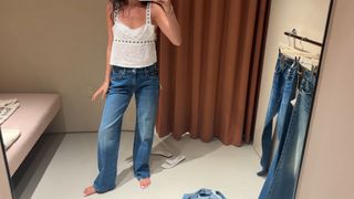 Jules LeBlanc feet photo 7